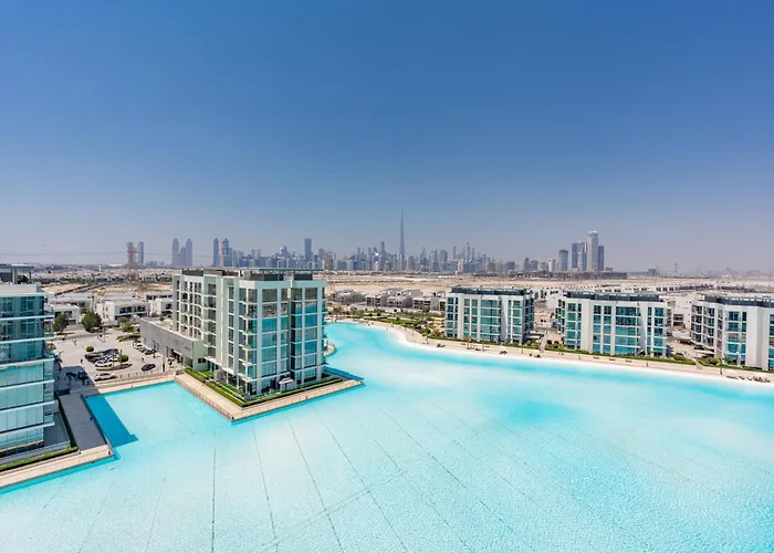Serene And Sophisticated Lagoon Living - Suiteable