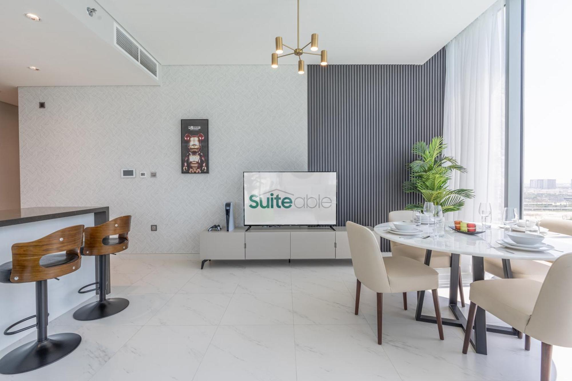 Serene And Sophisticated Lagoon Living - Suiteable